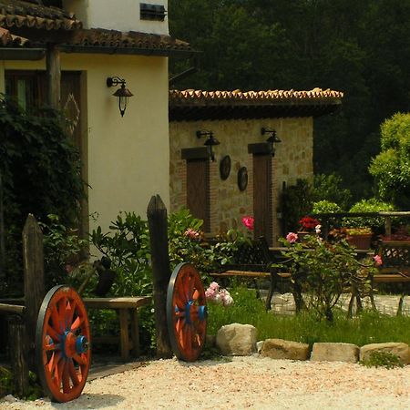 B&B Caselunghe Камерино Екстериор снимка