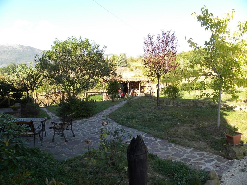 B&B Caselunghe Камерино Екстериор снимка